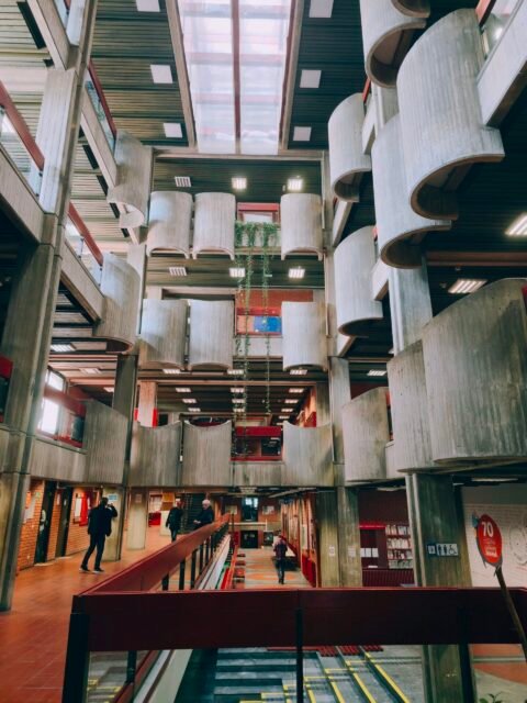 Brütalizm “Beton Brut”